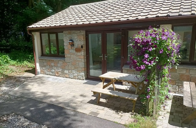 Well Equiped Holiday Bungalow at St Ives Holiday Village