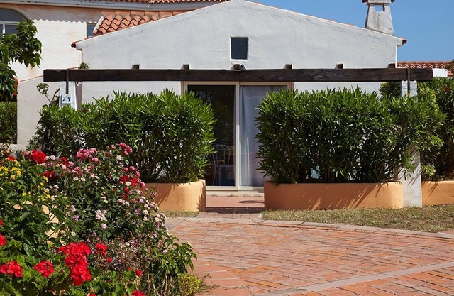Well-kept apartment with two bedrooms not far from the sea