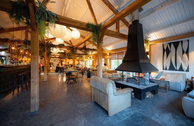 Wellness villa with roof terrace in Zeewolde