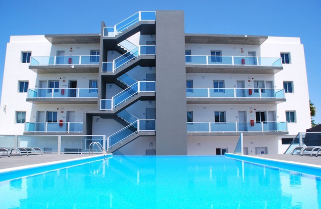 Whales Bay Hotel