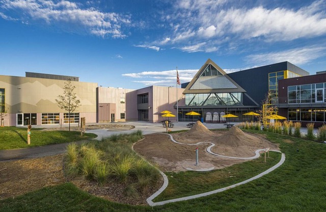 Wheat Ridge Escape! 3 Great Units Near to Children's Museum! Free Breakfast!