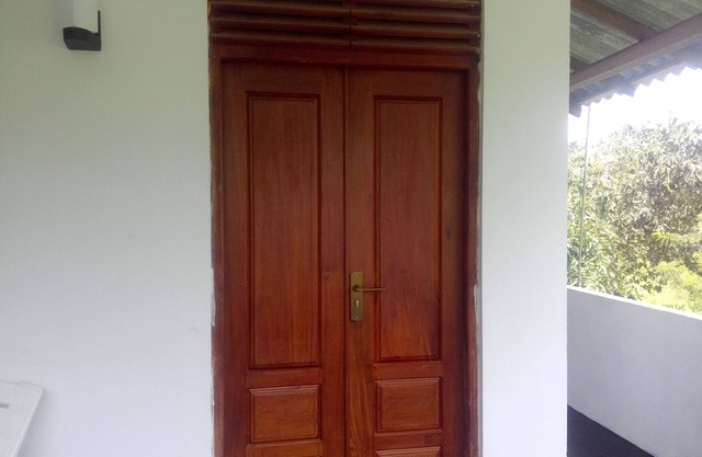White House Lodge !