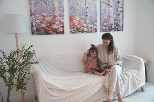 WhiteTreeHouse