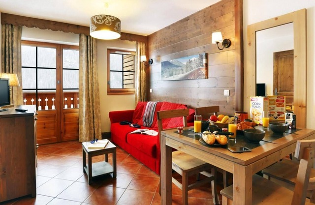 Wifi, swimming pool, sauna, terrace, balcony, ski locker, 37m², Châtel