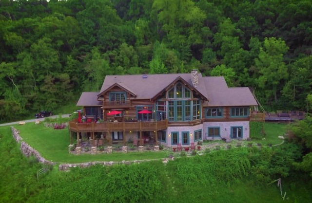 Wildberry Lodge
