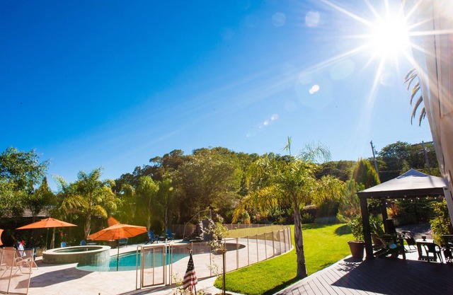 Wine Country Getaway With Pool, Hot Tub, Garden, Views, Location!