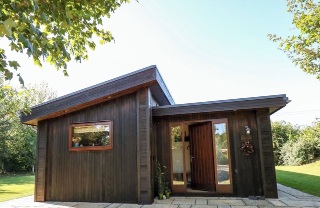 WING, pet friendly, with open fire in Exton, Rutland