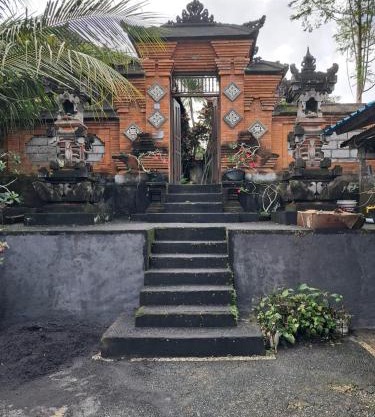 Wisuda Guest House