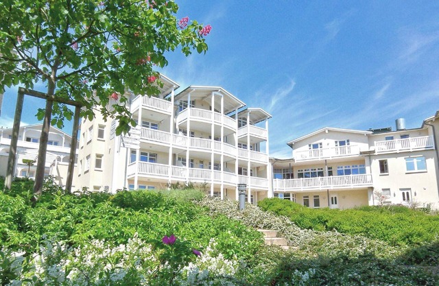 With sea view and balcony, use of swimming pool and sauna - Sea view apartment 21