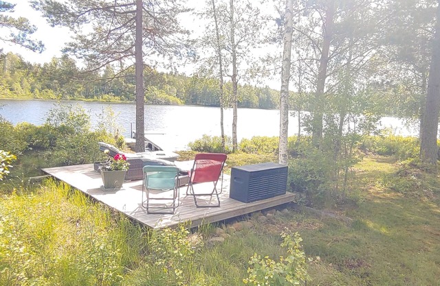 Wo. f. 2 in the forest;near Vimmerby;W-LAN;forest lake (no fishing lake);small terraces;sauna