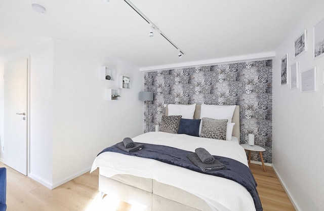 Wohnträumerei Design Apartment mit Netflix, kostenloses Wlan, Boxspringbett