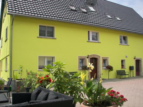 Holiday Saxon Switzerland Quiet Garden Grilling 