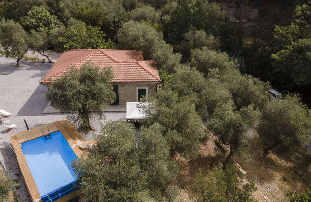 Wonderful private villa for 8 guests with WIFI, private pool and pets allowed