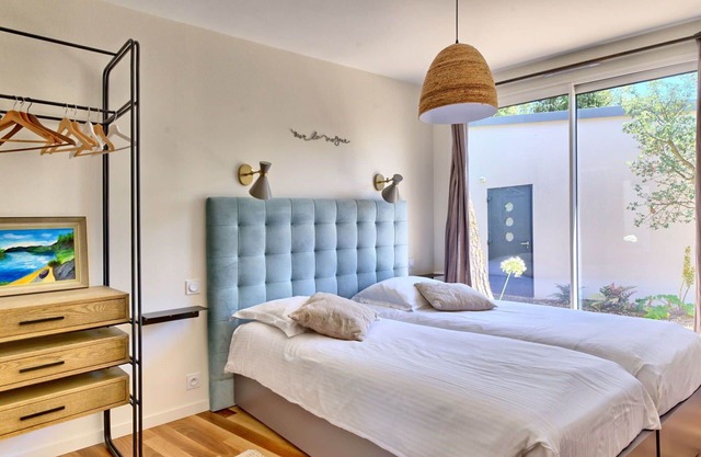 Wonderful villa for 6 guests with private pool, WIFI, TV and terrace