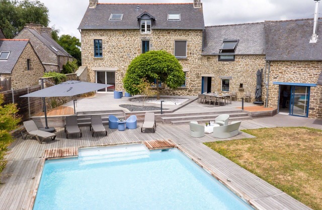 Wonderful private villa for 12 guests with WIFI, private pool, TV, terrace and parking
