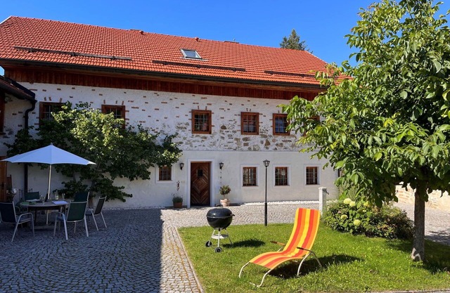 Wonderful private villa for 8 guests with WIFI, TV, terrace and pets allowed