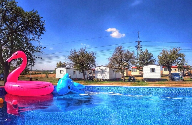 Wonderful private villa for 4 people with WIFI, A/C, pool, terrace, pets allowed and parking