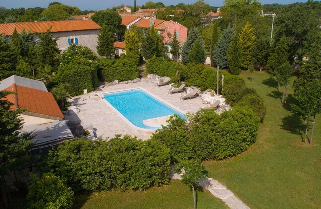 Wonderful private villa for 12 people with A/C, WIFI, private pool, TV, terrace and pets allowed