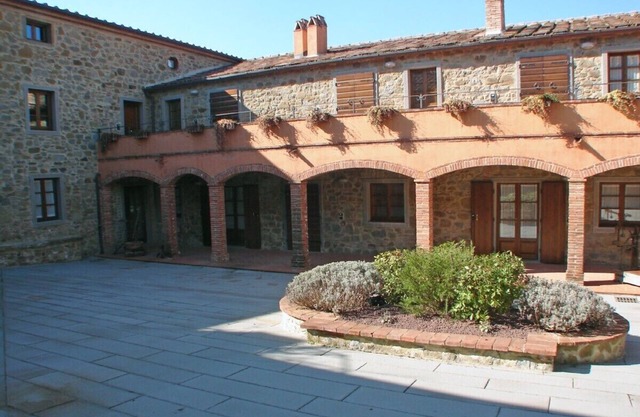 Wonderful traditional Tuscan apartment