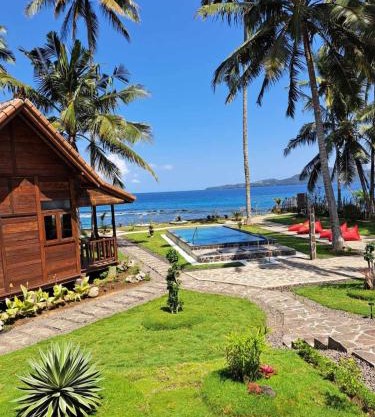 WOODEN HOUSE CANDIDASA