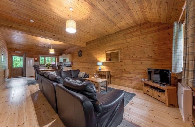 Woodland Rowan Lodge