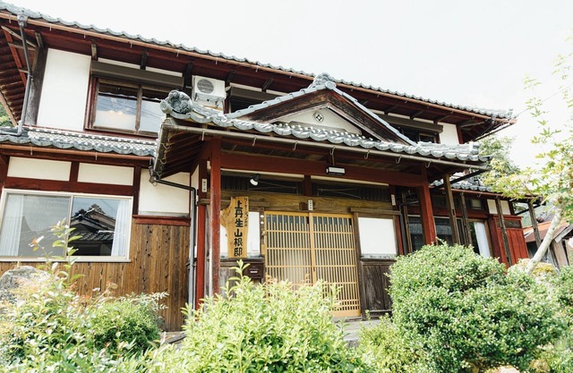Worcation that blends in naturally Remote work th/Nagahama Shiga
