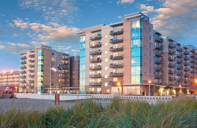 Worldmark Seaside, Beachfront Resort! (Add Nights 5, 6 &7 only $50 each)