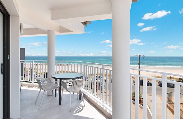 Xavier Dunes 5 - Luxury Beachfront Tugun/Currumbin