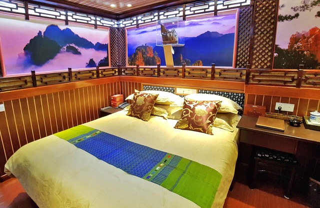Yangshuo Li River Gallery Lodge