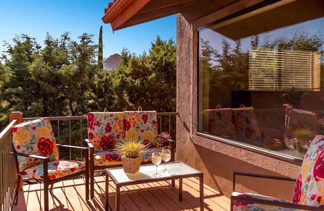 Yellow Finch 3 Bedroom Villa (Unit #A) @ Uptown View Villas