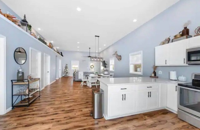Yippee Lane - 60 Acre Private Pond Retreat