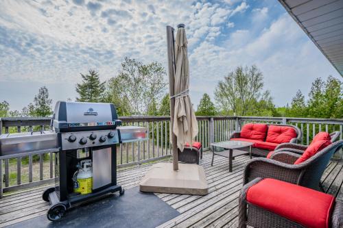 Your Lakeside Retreat In Howdenvale