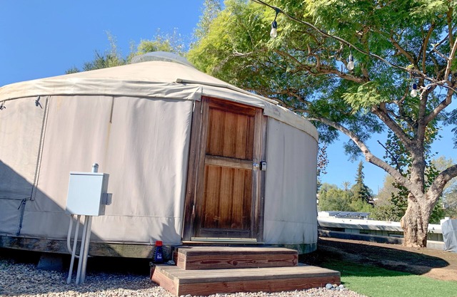 Yurt Life! Nestled in North San Diego foothills yet only 20 mins from beach.