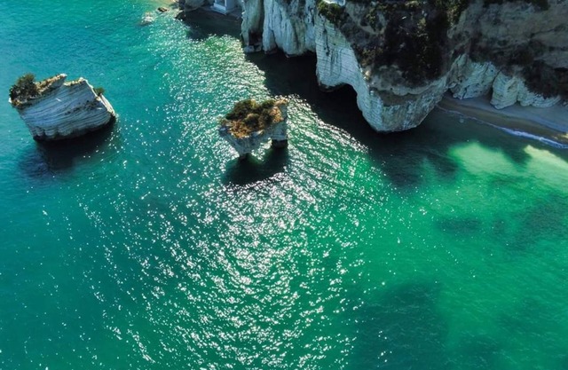ZAGARE BAY, A BEAUTIFUL HOUSE JUST A STONE'S THROW FROM THE SEA