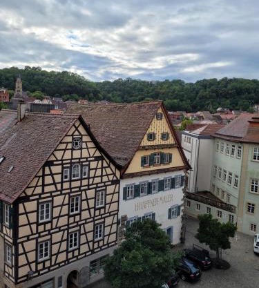 Zentrale Dachwohnung in SHA