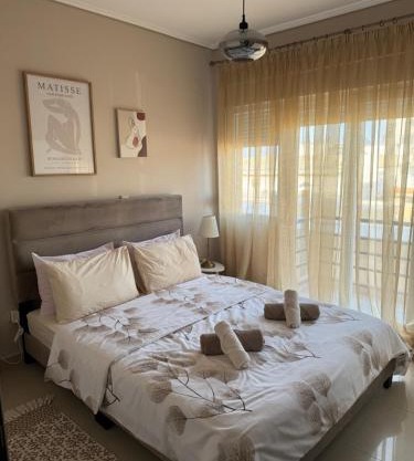 Zoe's Luxury Homes 2