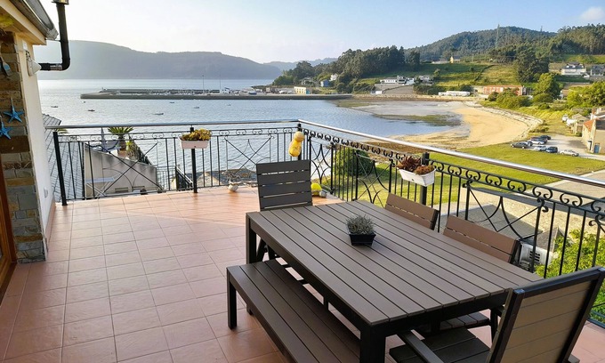 O Vicedo Apartment | Ático Sobre el Mar Cantábrico en O Vicedo A Mariña Lucense