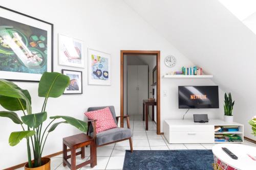 Hemsbach Apartment | ÄSTAY - BoxSpring auch als Einzelbetten, voll ausgestattete Küche, Eco-Friendly, Radfahren & Wandern, inkl XL Parkplatz