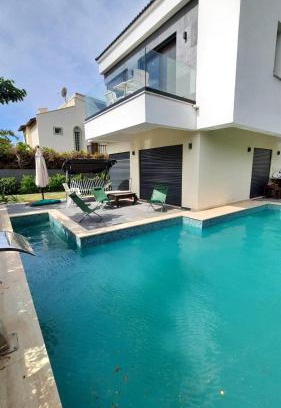 Cesme Villa | Çeşme merkezde özel havuzlu villa, private pool villa at Cesme center