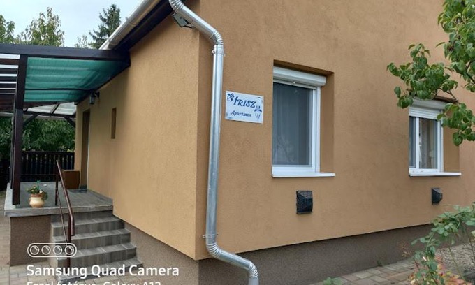 Zsorifurdo Apartment | Írisz Apartman
