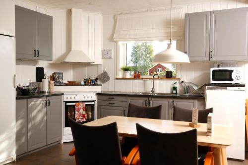 Jonaker Apartment | Övre Jäder 1 - Jönåker