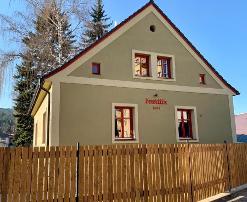 Susice House | Žebřík postel Sušice