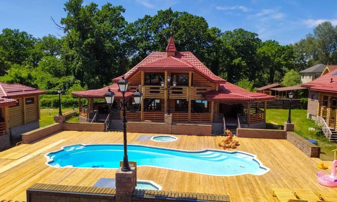Pirnove Bed & Breakfast | Загородный комплекс Fort Pirnov Park