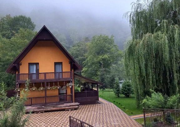Transcarpathia House | Садиба Срібний Вовк