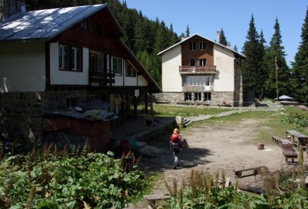 Panichishte Hostel | хижа "Скакавица"
