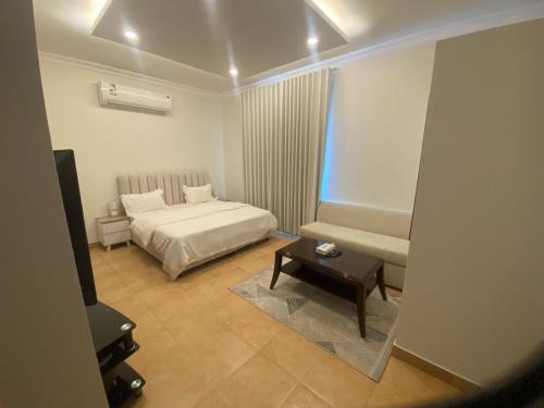 Al Ulaya Apartment | استديو غرفه وحمام ومطبخ فى الخبر حى العليا مقابل الراشد مول
