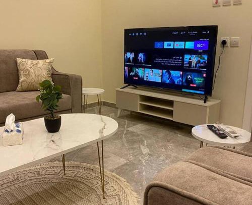 Shihar Apartment | شقة أنيقه للعائلات بغرفتين نوم وصالة ومجلس - وصول ذاتي