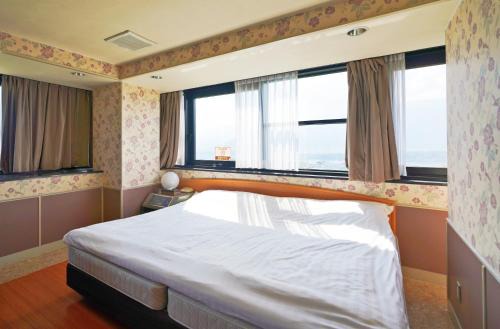 Nirasaki Hotel | ホテル韮崎インター