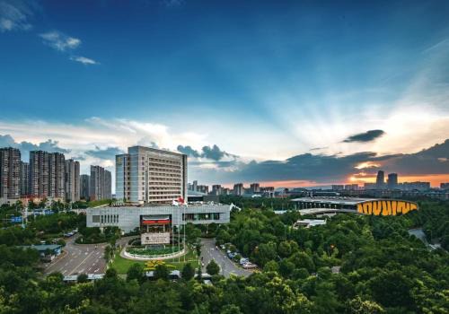 Chenggong County Hotel | 云南丽水云泉大酒店