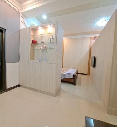 Fengyuan District House | 南田旅宿